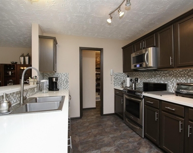 8051 Bay Branch Drive - Photo Thumbnail 13