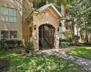 8051 Bay Branch Drive - Photo Thumbnail 3