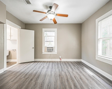 216 Redan Street - Photo Thumbnail 24
