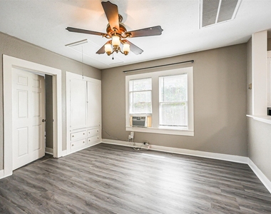 216 Redan Street - Photo Thumbnail 7