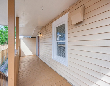216 Redan Street - Photo Thumbnail 3