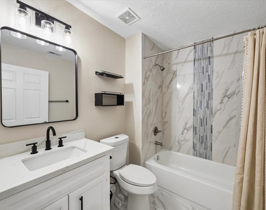 2617 29th Avenue N - Photo Thumbnail 8