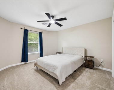 2617 29th Avenue N - Photo Thumbnail 10