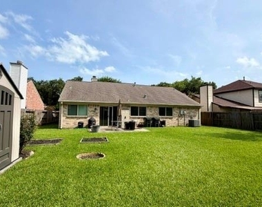 3214 Lakefield Way - Photo Thumbnail 23