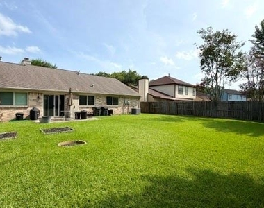 3214 Lakefield Way - Photo Thumbnail 22