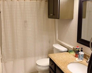 3214 Lakefield Way - Photo Thumbnail 15