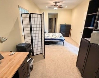 3214 Lakefield Way - Photo Thumbnail 12