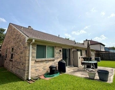 3214 Lakefield Way - Photo Thumbnail 24