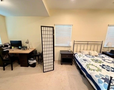 3214 Lakefield Way - Photo Thumbnail 11