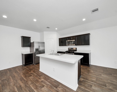21314 Sleepy Willow Street - Photo Thumbnail 5