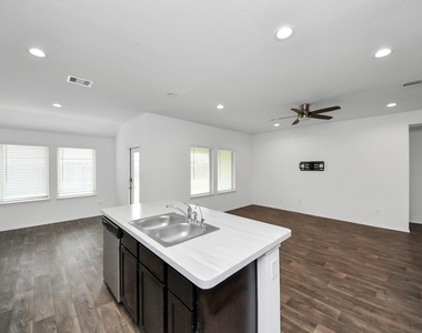 21314 Sleepy Willow Street - Photo Thumbnail 8