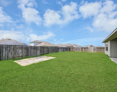 21314 Sleepy Willow Street - Photo Thumbnail 34