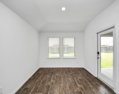 21314 Sleepy Willow Street - Photo Thumbnail 10