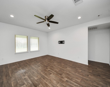 21314 Sleepy Willow Street - Photo Thumbnail 14