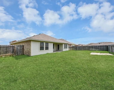 21314 Sleepy Willow Street - Photo Thumbnail 32