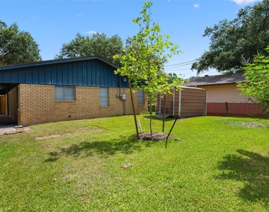 3808 Avenue O - Photo Thumbnail 32