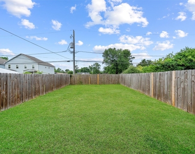 9018 Everglade Drive - Photo Thumbnail 19