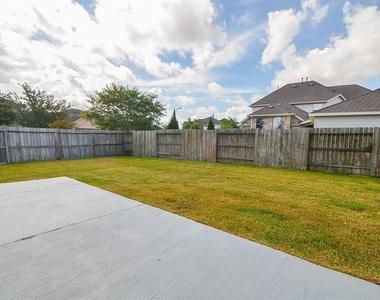 6726 Oakman - Photo Thumbnail 29