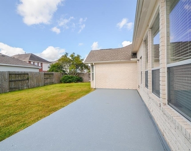 6726 Oakman - Photo Thumbnail 30