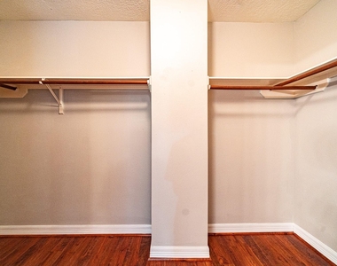 14250 Andrea Way Lane - Photo Thumbnail 24