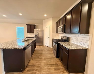 846 Autumn Flats Way - Photo Thumbnail 10