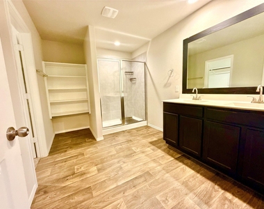 846 Autumn Flats Way - Photo Thumbnail 19