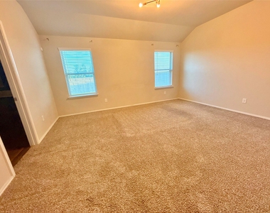846 Autumn Flats Way - Photo Thumbnail 18