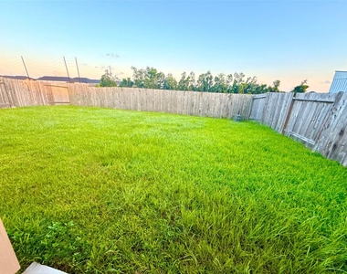846 Autumn Flats Way - Photo Thumbnail 24
