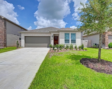 8022 Pinebrook Arbor Court - Photo Thumbnail 2