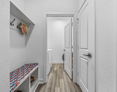 7415 Denali Drive - Photo Thumbnail 29