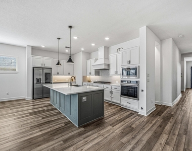 7415 Denali Drive - Photo Thumbnail 9