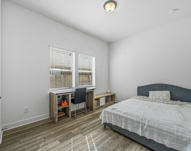 7415 Denali Drive - Photo Thumbnail 33