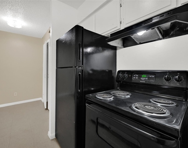 7211 Atwell - Photo Thumbnail 11