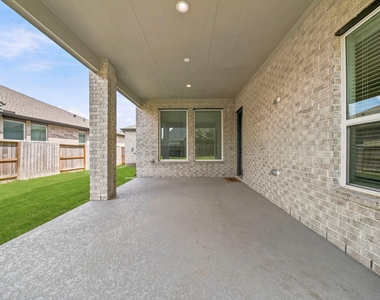 7422 Netherfield Lane - Photo Thumbnail 22