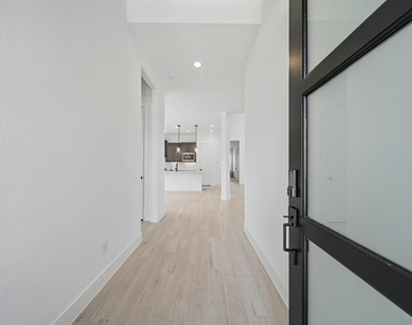 7422 Netherfield Lane - Photo Thumbnail 1