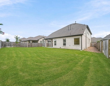 7422 Netherfield Lane - Photo Thumbnail 26
