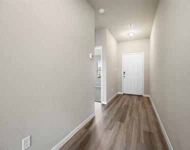 5333 Samuel Run - Photo Thumbnail 9