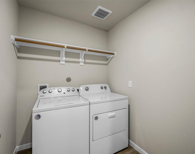5333 Samuel Run - Photo Thumbnail 16