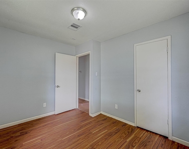 3406 Saint Benedict Street - Photo Thumbnail 11