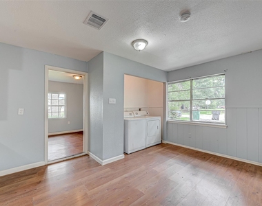 3406 Saint Benedict Street - Photo Thumbnail 4