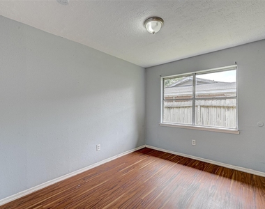 3406 Saint Benedict Street - Photo Thumbnail 13