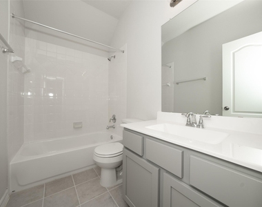 8231 Red Shinner Way - Photo Thumbnail 16