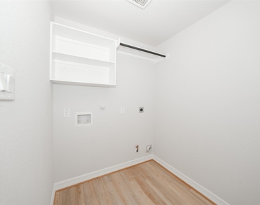 8231 Red Shinner Way - Photo Thumbnail 41