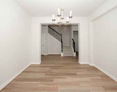 8231 Red Shinner Way - Photo Thumbnail 35