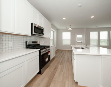 8231 Red Shinner Way - Photo Thumbnail 30