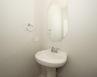 8231 Red Shinner Way - Photo Thumbnail 25