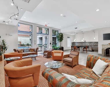 300 St Joseph Parkway - Photo Thumbnail 17
