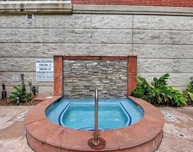 300 St Joseph Parkway - Photo Thumbnail 20