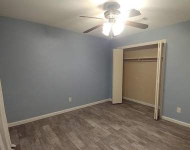 9 N Deerfoot Circle - Photo Thumbnail 29