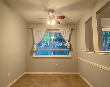 9 N Deerfoot Circle - Photo Thumbnail 17